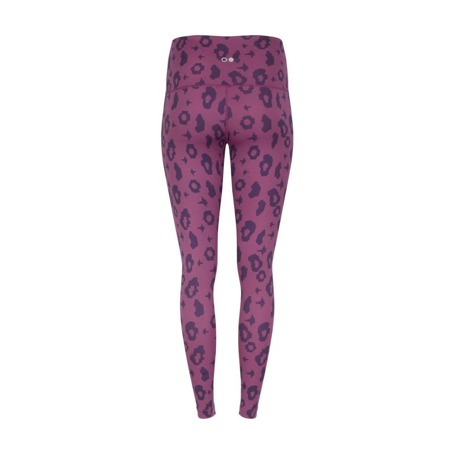 boochen eco-friendly leggings in lila leopard, sustainable fashion, sustainable leggings, yoga, nachhaltige leggings im liliac Leopard