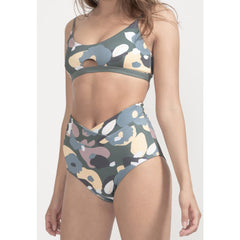 Diani Bikini Bottom Reversible in Green Wildflower/Daisy - boochen eco-conscious surfwear